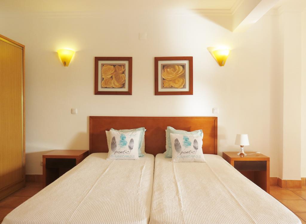 Vila Mos - Beach Resort ラゴス エクステリア 写真